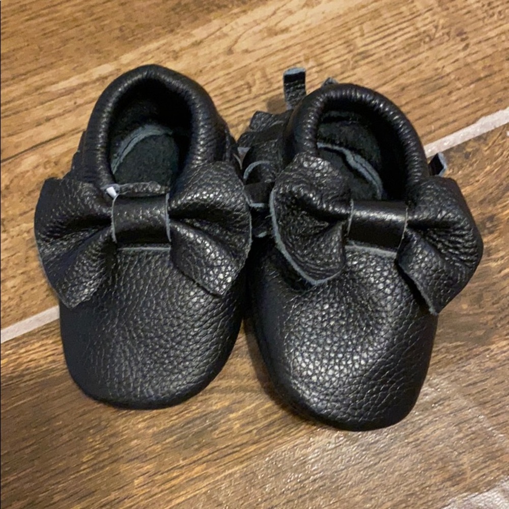 Leather infant moccasins